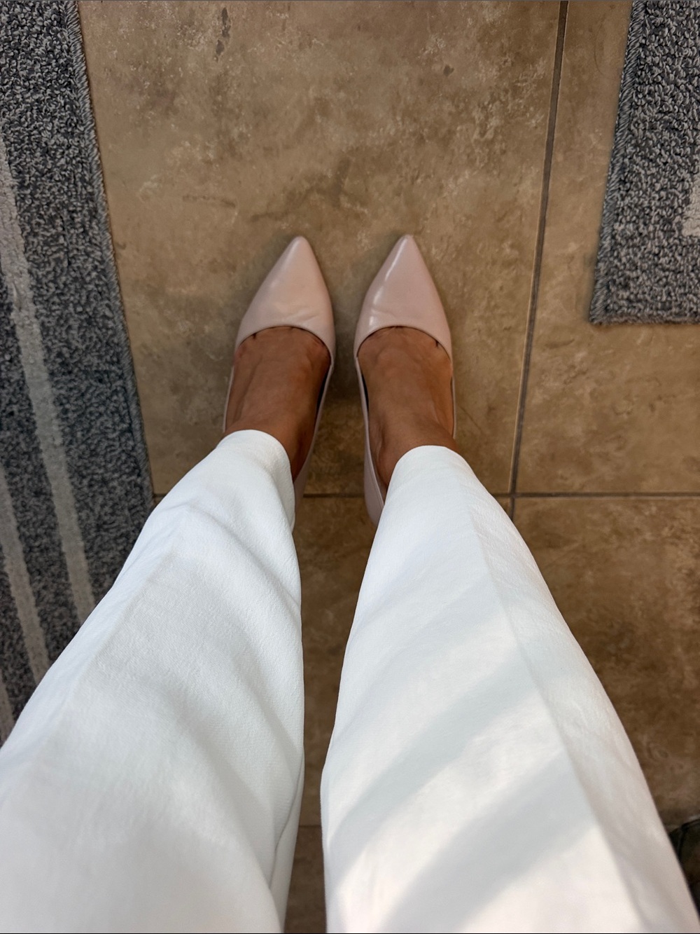 Charles David Nude Leather Pumps- size 8